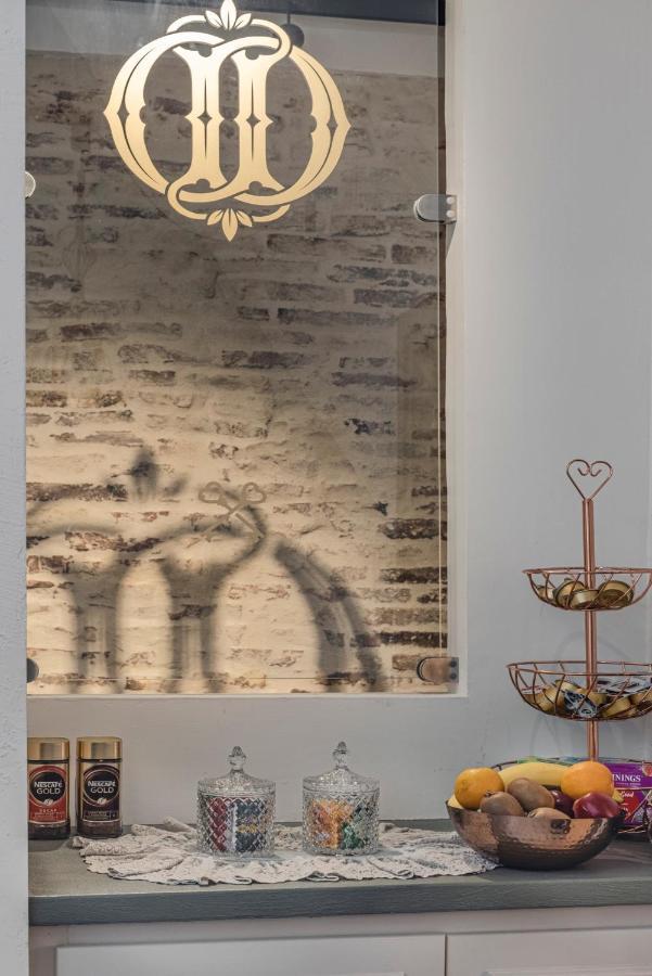 Dimore D'Avalos Boutique Bed & Breakfast Vasto Bagian luar foto