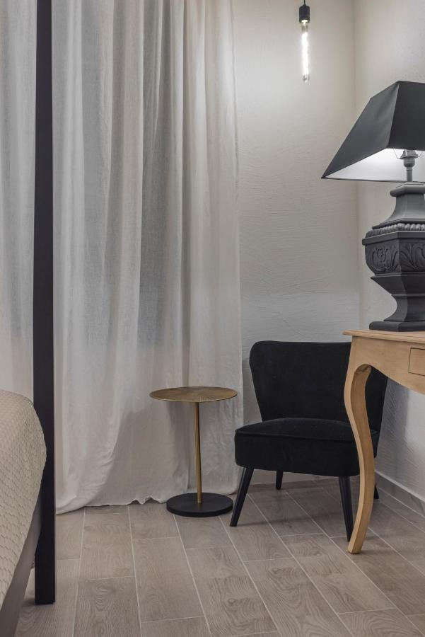 Dimore D'Avalos Boutique Bed & Breakfast Vasto Bagian luar foto