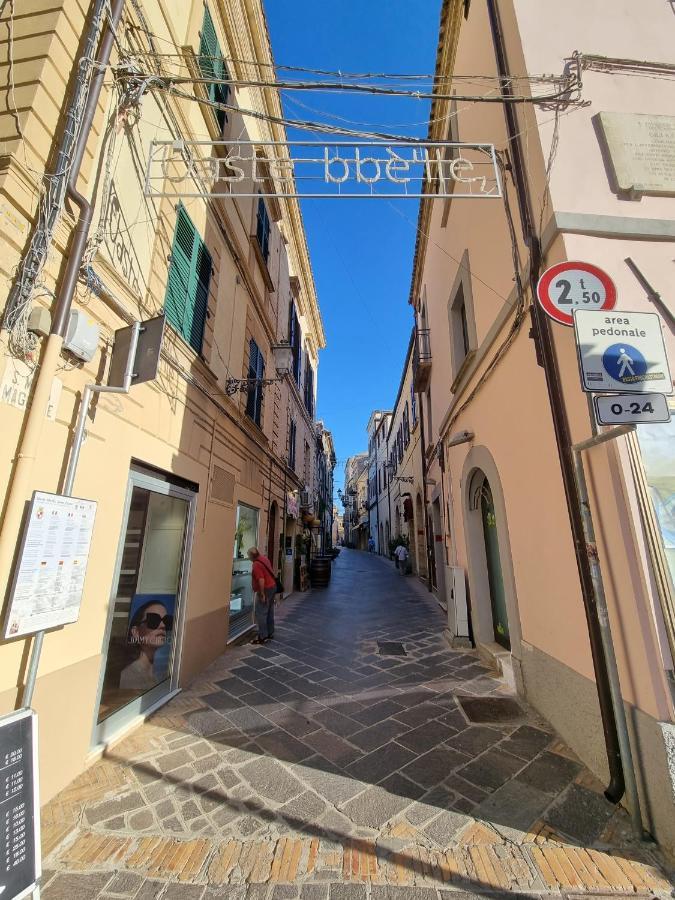Dimore D'Avalos Boutique Bed & Breakfast Vasto Bagian luar foto