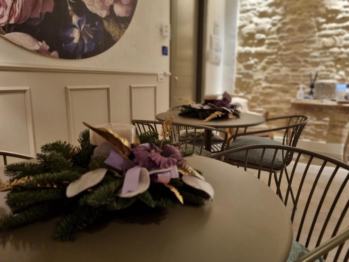 Dimore D'Avalos Boutique Bed & Breakfast Vasto Bagian luar foto