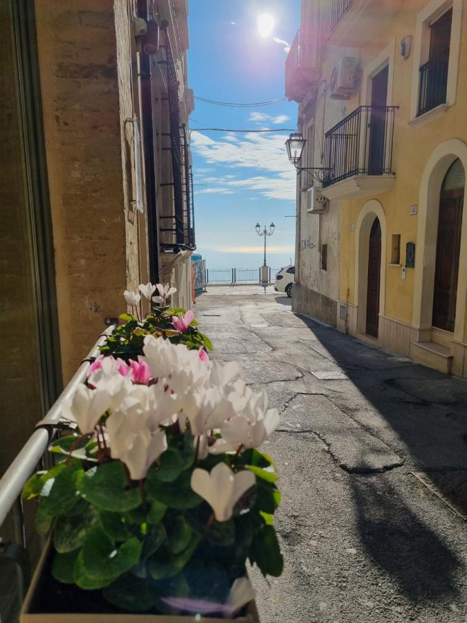 Dimore D'Avalos Boutique Bed & Breakfast Vasto Bagian luar foto